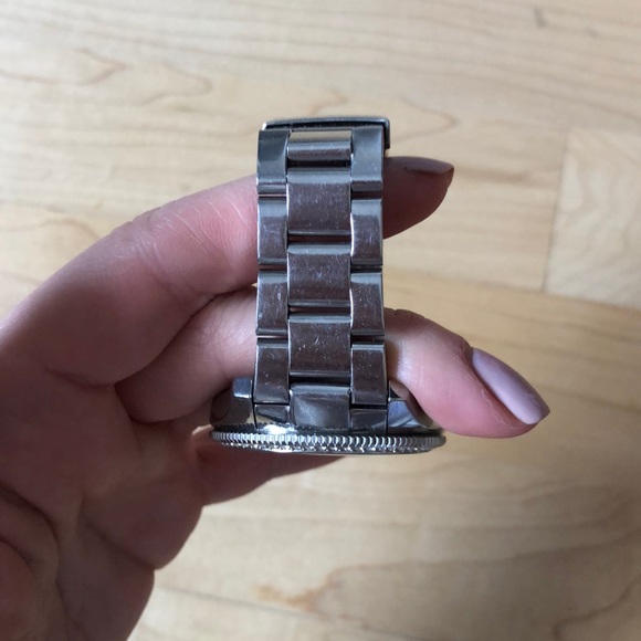 Silver and rose gold Fossil watch - Picture 2 of 6